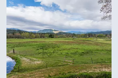 3336 Midway Avenue, Grants Pass, OR 97527 - Photo 39