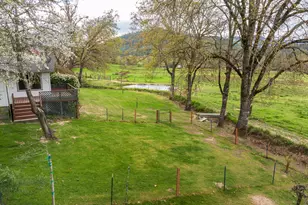 3336 Midway Ave, Grants Pass, OR 97527 - Photo 41