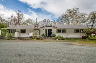 3336 Midway Ave, Grants Pass, OR 97527 - Photo 1