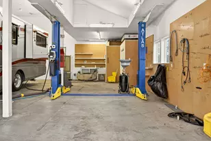 183 Azalea Dr, Merlin, OR 97532 - Photo 67