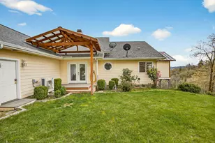 183 Azalea Dr, Merlin, OR 97532 - Photo 49