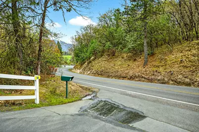 183 Azalea Drive, Merlin, OR 97532 - Photo 75