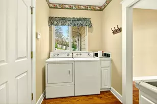 183 Azalea Dr, Merlin, OR 97532 - Photo 31