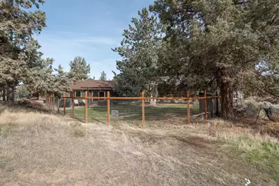 6446 NW Lynch Lane, Redmond, OR 97756 - Photo 23