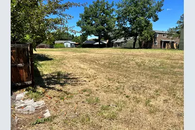 2549 E Barnett Road, Medford, OR 97504 - Photo 11