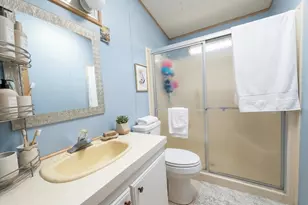 818 Carol Rae, Medford, OR 97501 - Photo 11