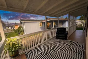 818 Carol Rae, Medford, OR 97501 - Photo 13