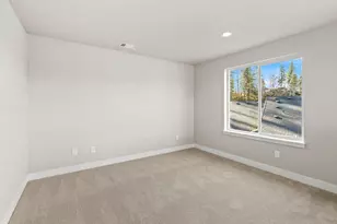 1135 Pumpkin Ridge Dr, Eagle Point, OR 97524 - Photo 27