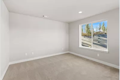 1135 Pumpkin Ridge Drive #319, Eagle Point, OR 97524 - Photo 29