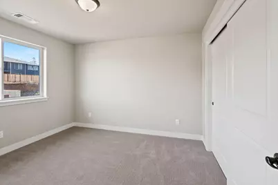 1135 Pumpkin Ridge Drive #319, Eagle Point, OR 97524 - Photo 31