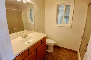 1360 W Linn Rd, Eagle Point, OR 97524 - Photo 29