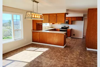 1360 W Linn Road, Eagle Point, OR 97524 - Photo 13