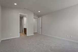 1140 Pumpkin Ridge Dr, Eagle Point, OR 97524 - Photo 11