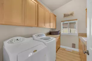 4013 SW Tommy Armour Ln, Redmond, OR 97756 - Photo 27