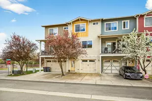 221 Cherry Bark Ln, Medford, OR 97501 - Photo 35