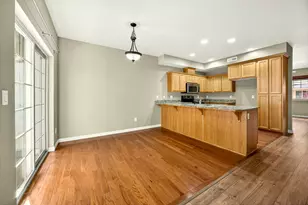 221 Cherry Bark Ln, Medford, OR 97501 - Photo 17