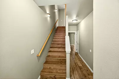 221 Cherry Bark Lane, Medford, OR 97501 - Photo 5