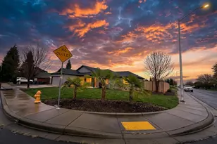 7908 Timberline Rd, White City, OR 97503 - Photo 3