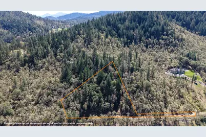 401 Whitaker Lane, Grants Pass, OR 97527 - Photo 3