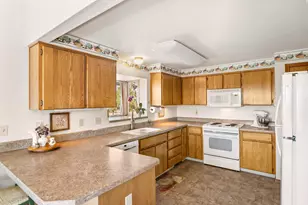 8449 SW Shad Rd, Terrebonne, OR 97760 - Photo 7