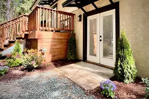 5125 Hugo Rd, Grants Pass, OR 97526 - Photo 3