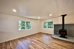 5125 Hugo Rd, Grants Pass, OR 97526 - Photo 13
