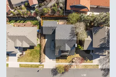 2566 NE Keats Drive, Bend, OR 97701 - Photo 51