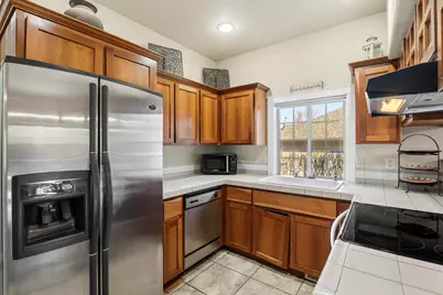 2566 NE Keats Drive, Bend, OR 97701 - Photo 15