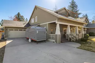 2566 NE Keats Dr, Bend, OR 97701 - Photo 47