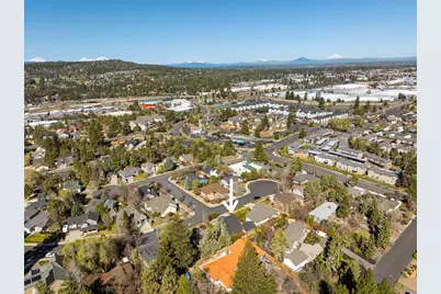 2566 NE Keats Drive, Bend, OR 97701 - Photo 53