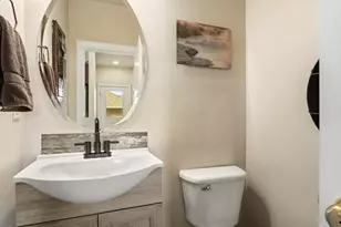 2566 NE Keats Dr, Bend, OR 97701 - Photo 23