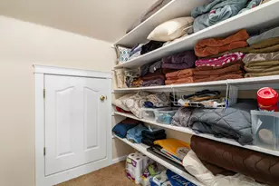 2566 NE Keats Dr, Bend, OR 97701 - Photo 35