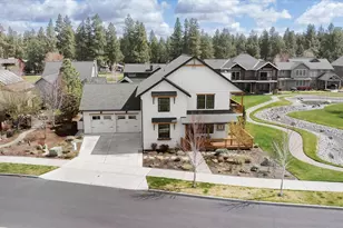 608 S Birch St, Sisters, OR 97759 - Photo 71