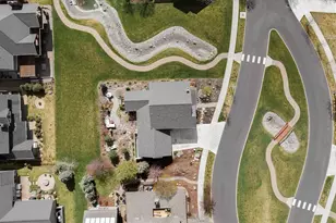 608 S Birch St, Sisters, OR 97759 - Photo 63