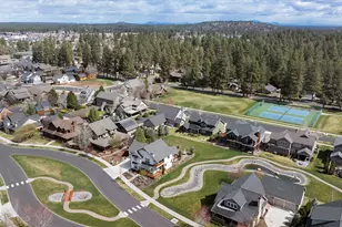 608 S Birch St, Sisters, OR 97759 - Photo 75