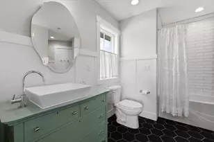 608 S Birch St, Sisters, OR 97759 - Photo 57