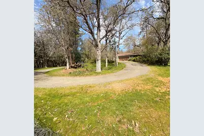 15 Twin Oaks Road, Jacksonville, OR 97530 - Photo 3