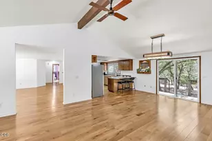 15 Twin Oaks Rd, Jacksonville, OR 97530 - Photo 7