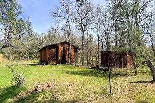 15 Twin Oaks Rd, Jacksonville, OR 97530 - Photo 27