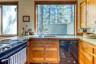 70675 Pasque Flower, Black Butte Ranch, OR 97759 - Photo 9