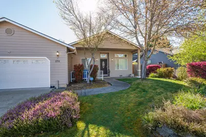 1711 Blue Moon Lane, Grants Pass, OR 97527 - Photo 3