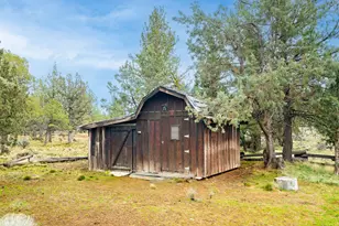 16011 Old Juniper Rd, Sisters, OR 97759 - Photo 37