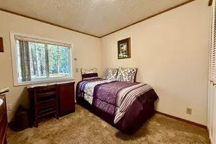 8907 Big Pine Way, Klamath Falls, OR 97601 - Photo 35