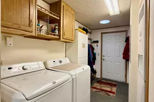 8907 Big Pine Way, Klamath Falls, OR 97601 - Photo 21