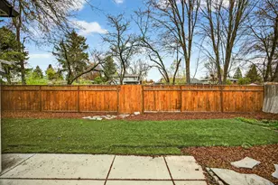 2409 Greenbrook Dr, Medford, OR 97504 - Photo 23