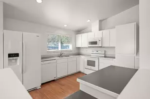 1699 NE Sonya Ct, Bend, OR 97701 - Photo 11