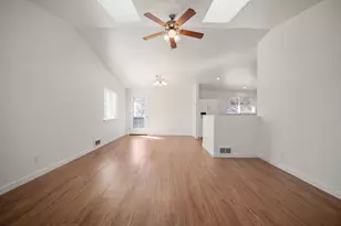 1699 NE Sonya Ct, Bend, OR 97701 - Photo 5