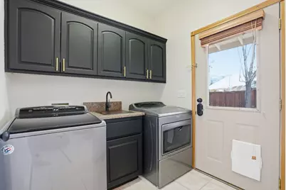 20721 Tango Creek Avenue, Bend, OR 97701 - Photo 27