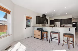 20721 Tango Creek Ave, Bend, OR 97701 - Photo 25