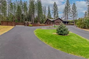 4728 E Evans Creek Rd, Rogue River, OR 97537 - Photo 5